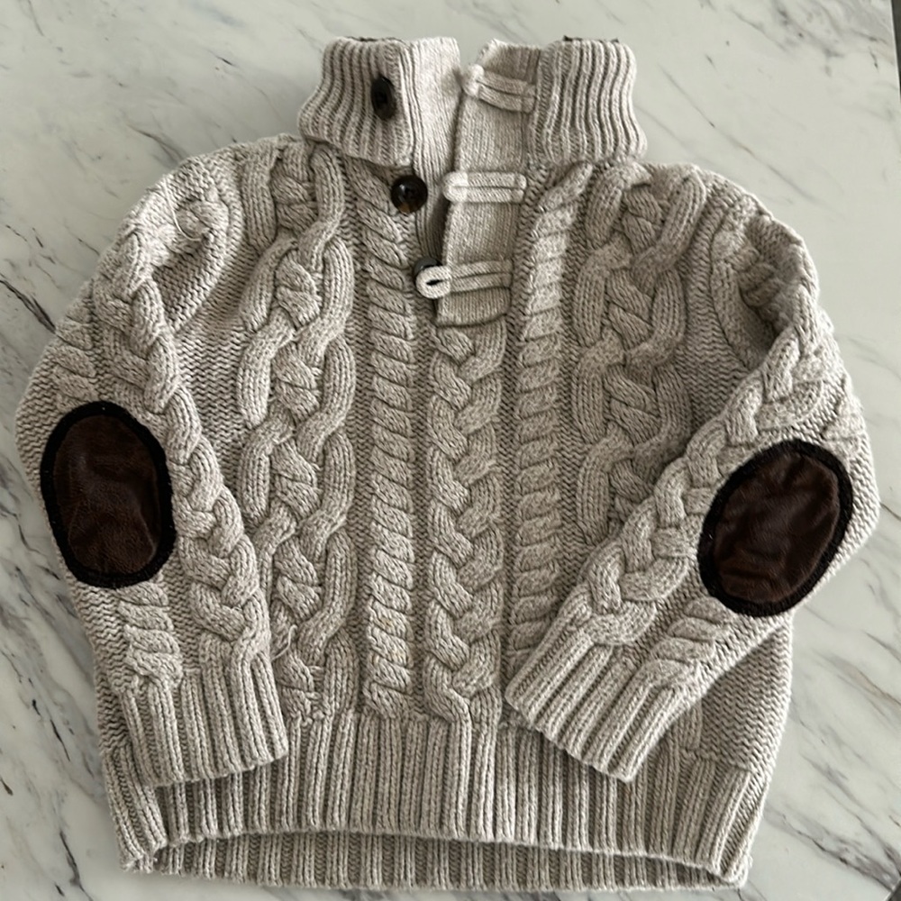 Gap sweater 2t